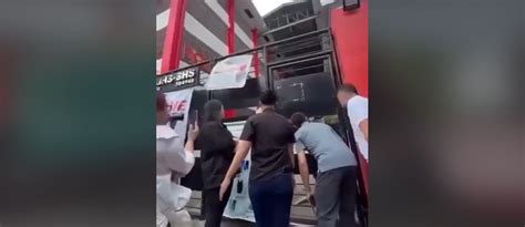 pammy zamora taguig|Relief operation of lawmaker denied in evacuation center in Taguig.